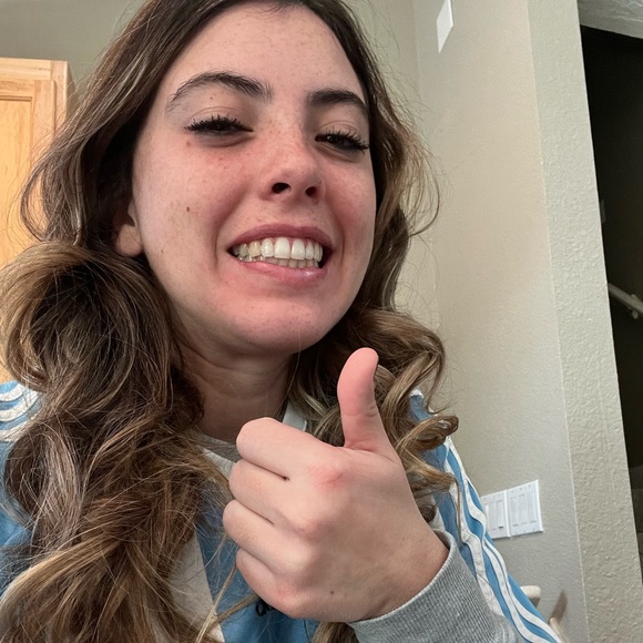 MEET YOUR POSHER - Picture 1 of 1